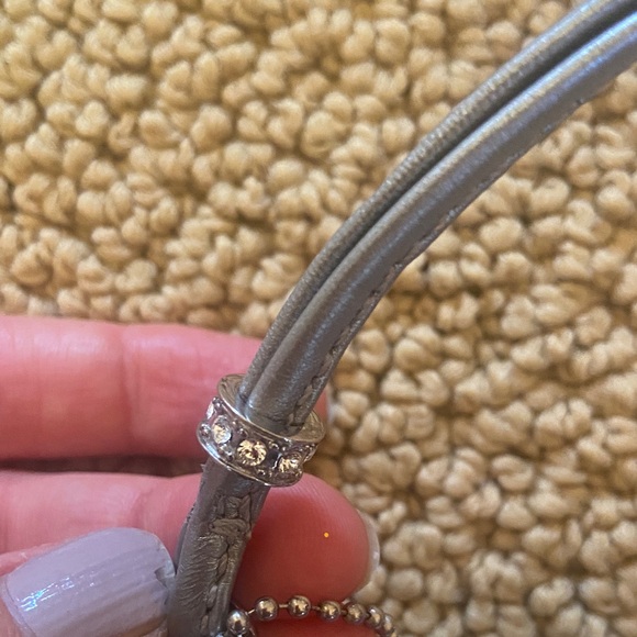 Coach - Picture 3 of 16